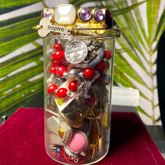 Glass Jar #5  Vintage Fun ✨ - Picture 1 of 9